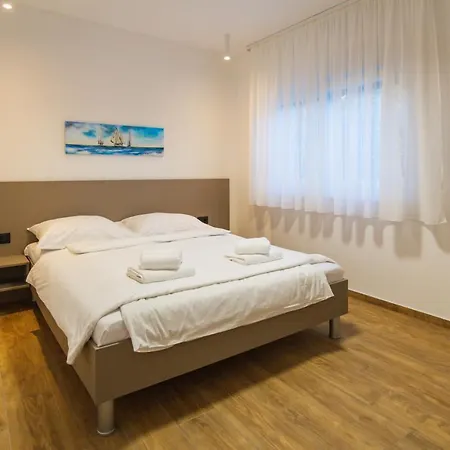 Life With Free Parking شقة *